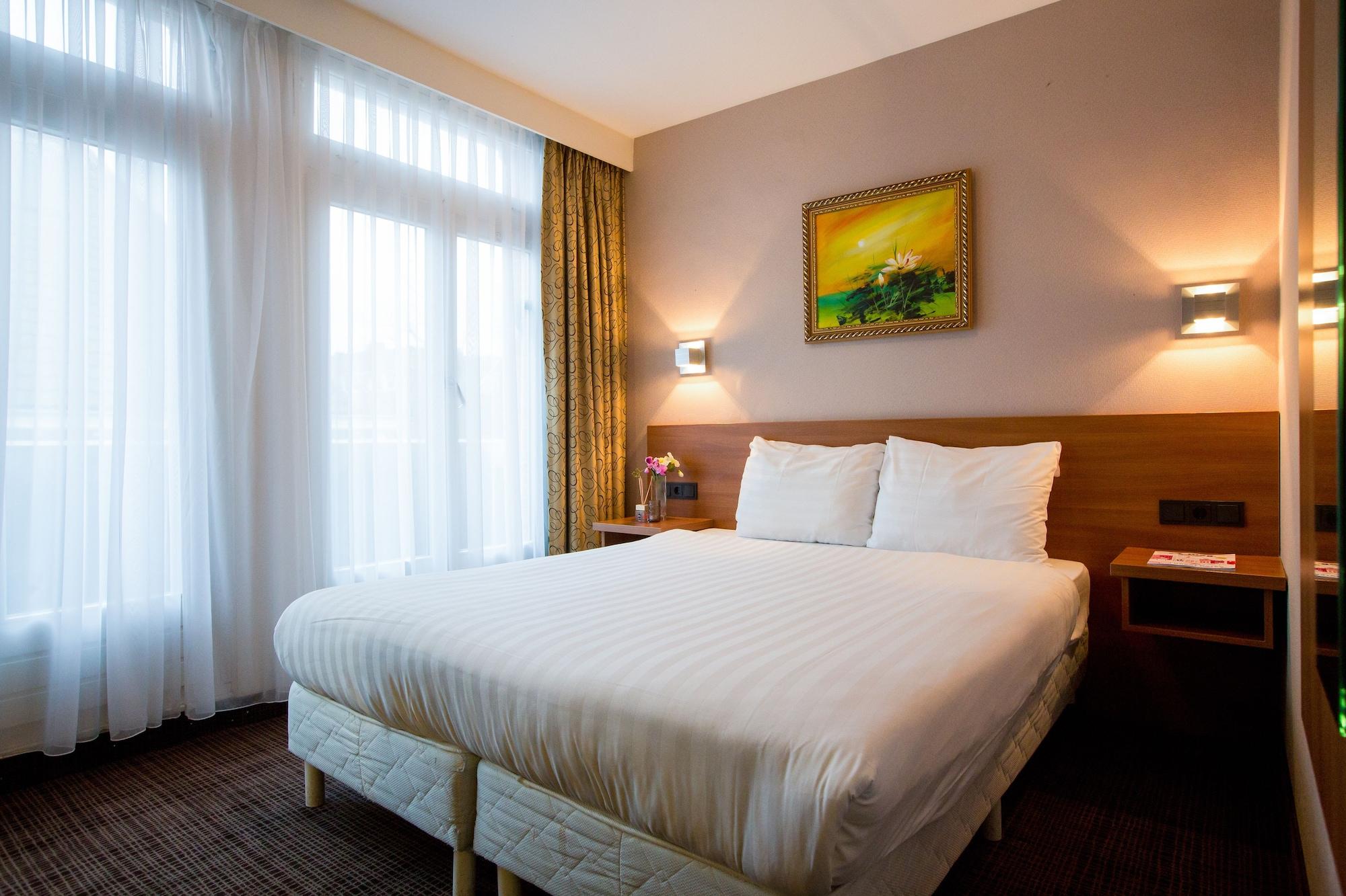 Dutch Design Hotel Vondelpark Амстердам Экстерьер фото